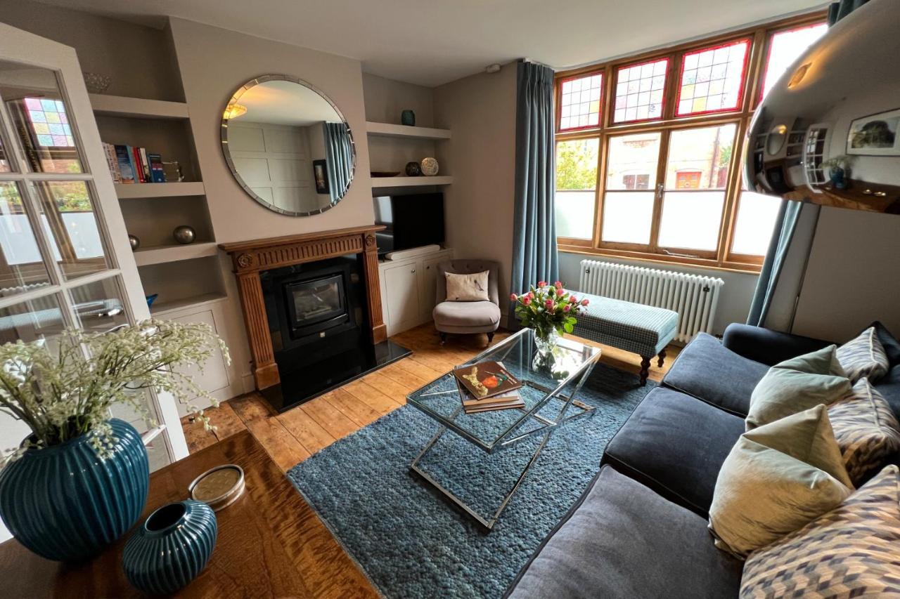 Shrewsbury Townhouse - Free Parking Villa Exterior photo